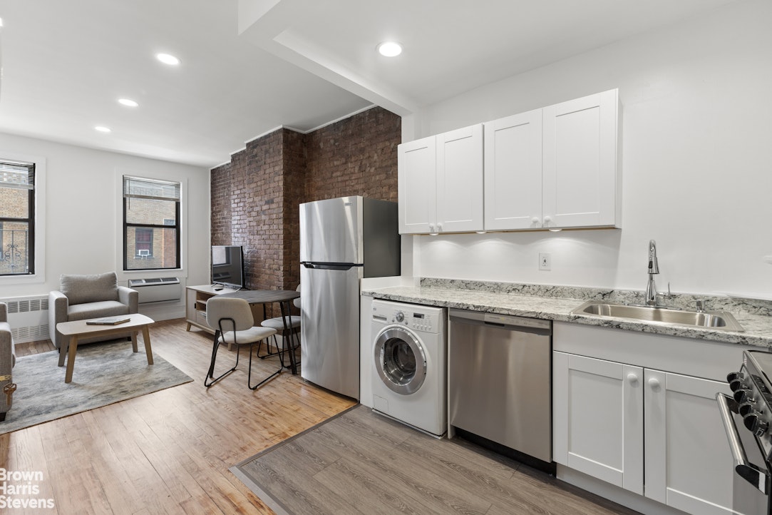 529 E 88TH Street 5B