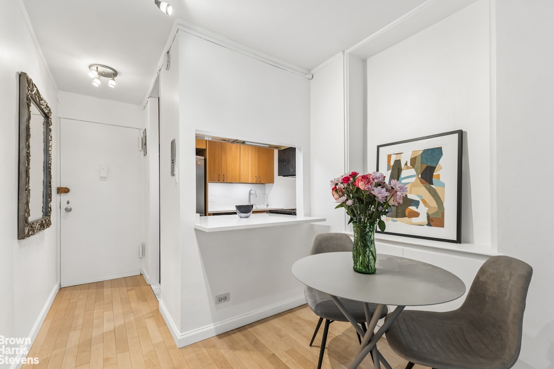 201 E 37TH Street 5A