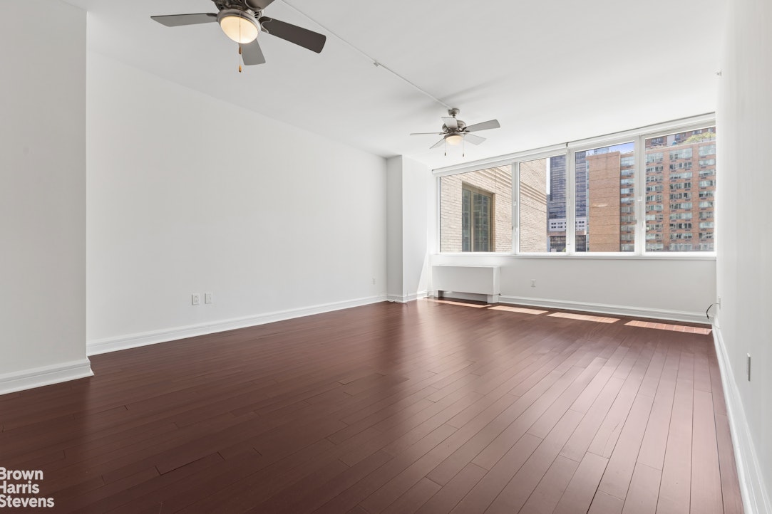 100 RIVERSIDE Boulevard 5B