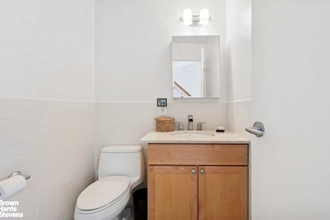 69 E 130TH Street PHB