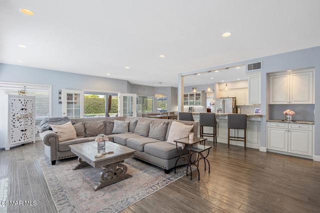 5947 Saint Laurent DR