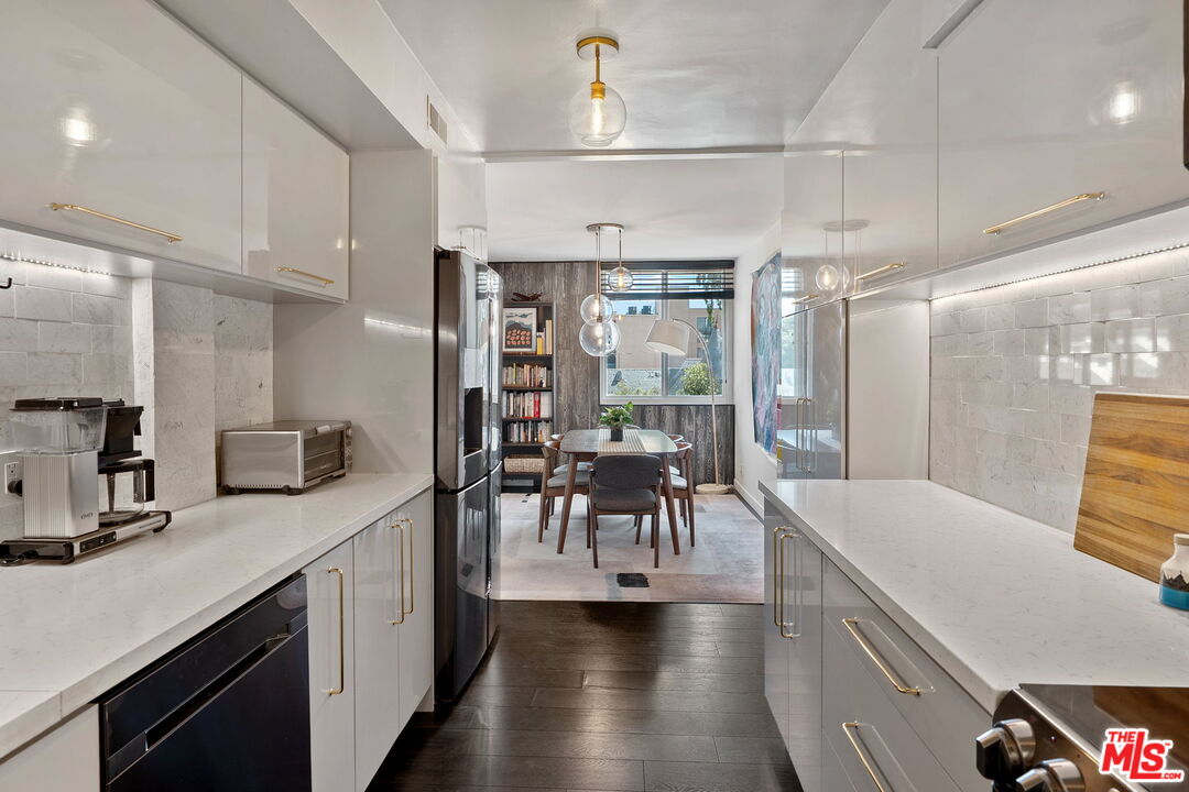 7309 Franklin Ave Unit: 405