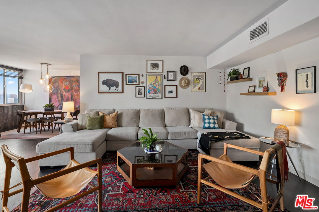 7309 Franklin Ave Unit: 405