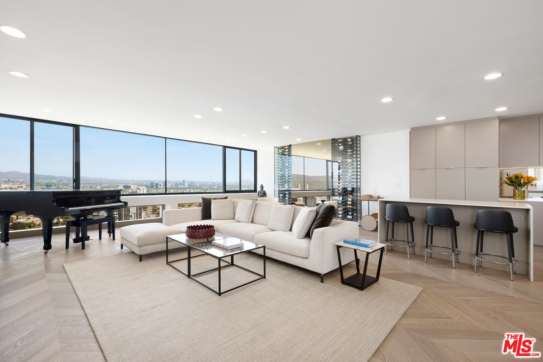2222 Avenue Of The Stars Unit: 1804