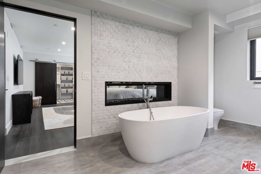 1839 Pandora Ave Unit: C