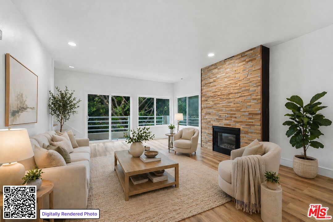 1160 Granville Ave Unit: 104