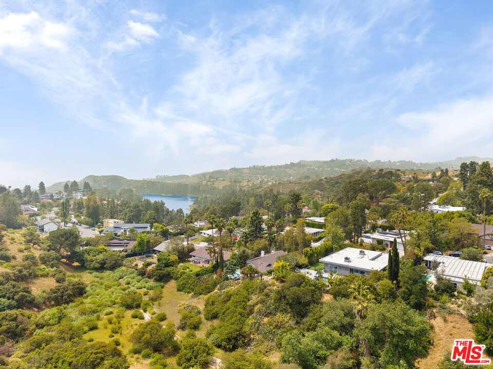 3238 Canyon Lake Dr