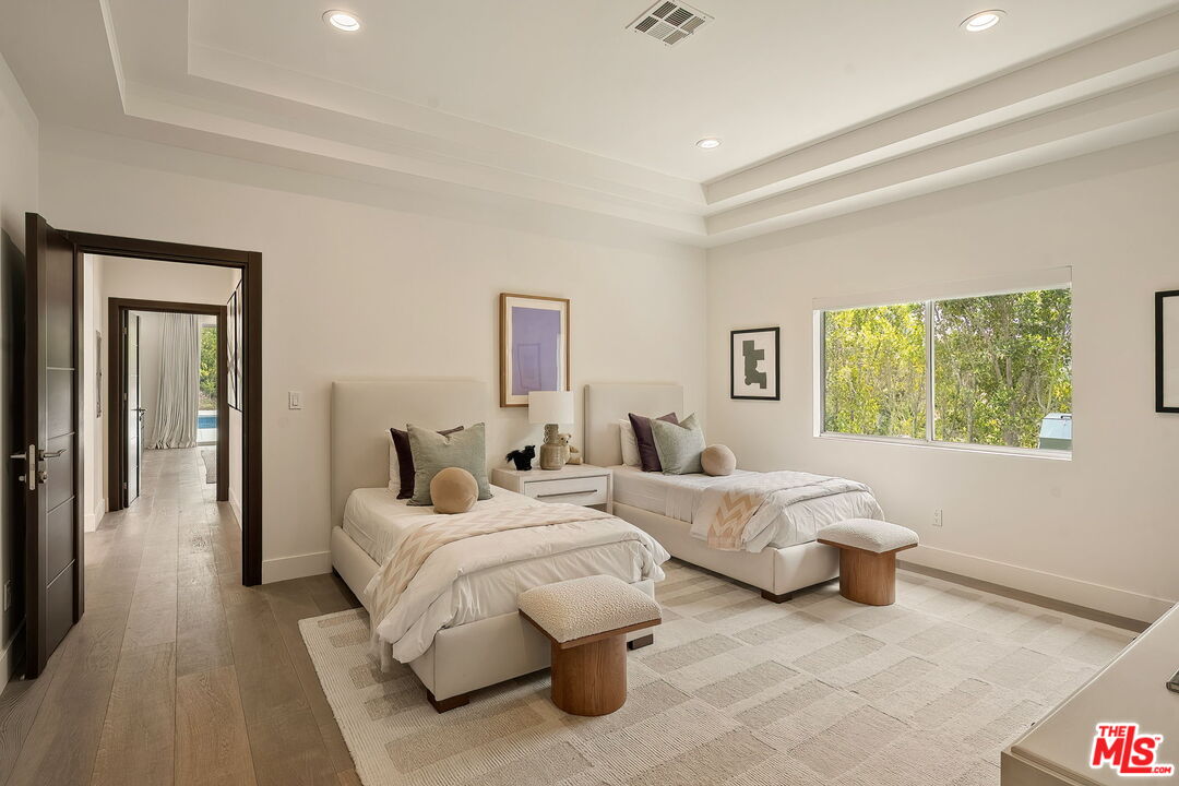 3238 Canyon Lake Dr