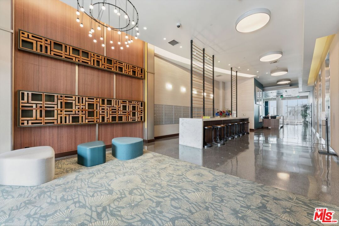 3810 Wilshire Blvd Unit: 602