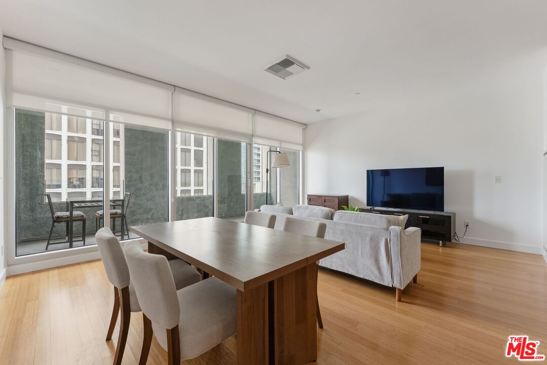 3810 Wilshire Blvd Unit: 602