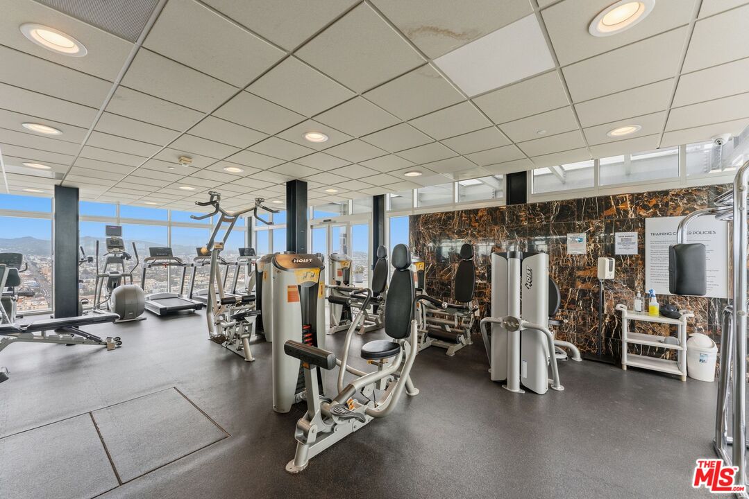 3810 Wilshire Blvd Unit: 602