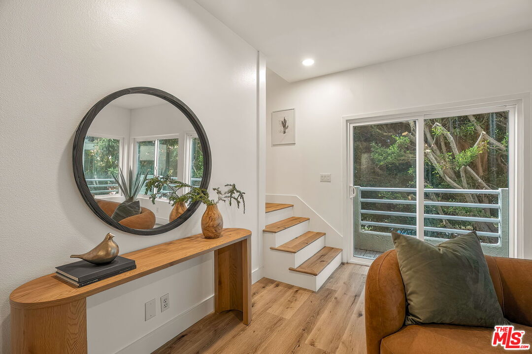 1160 Granville Ave Unit: 104