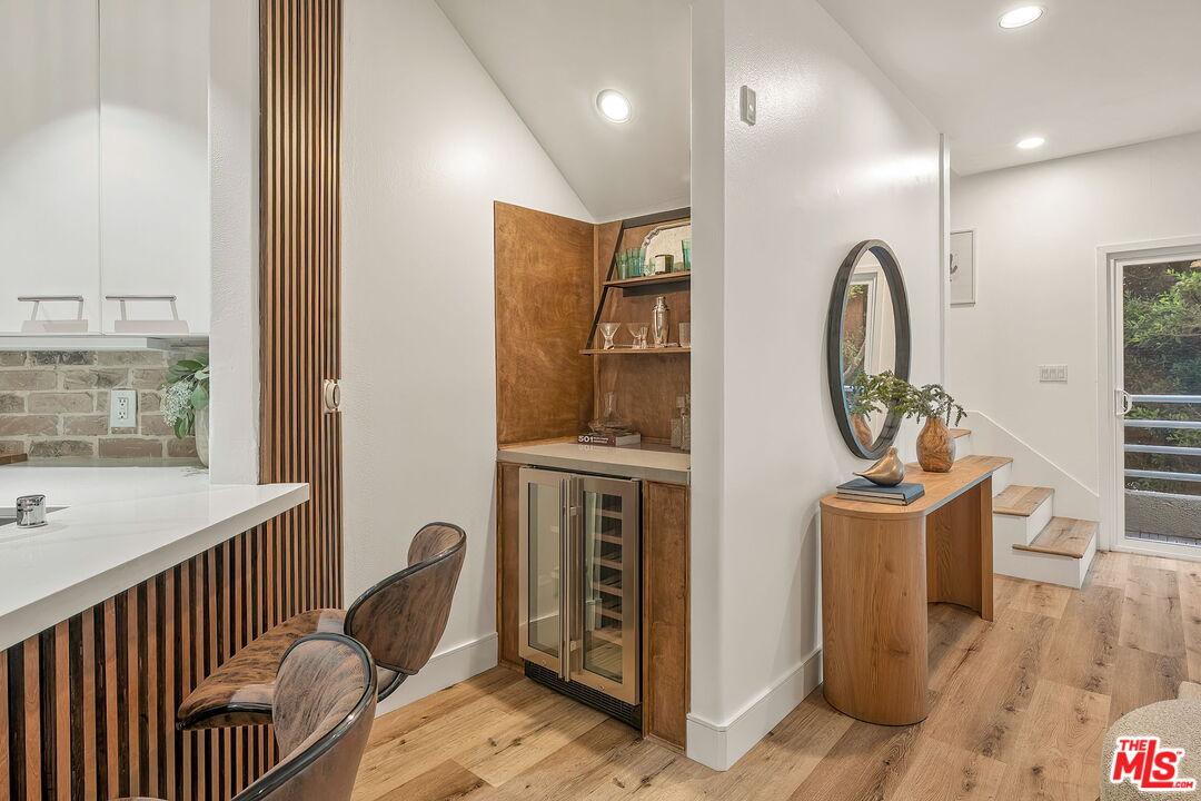 1160 Granville Ave Unit: 104