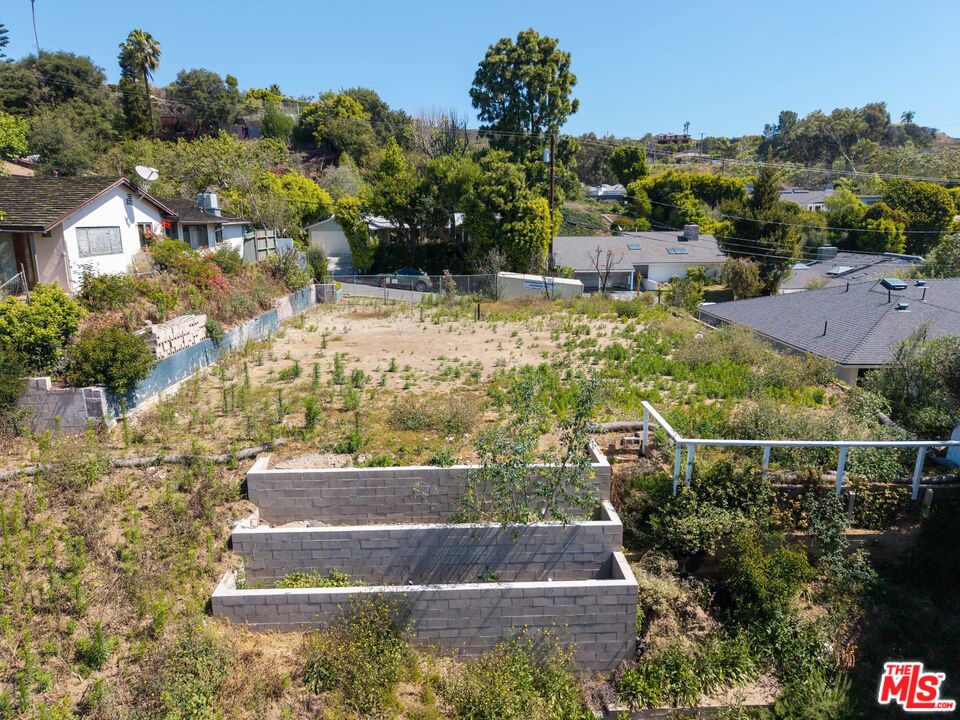 1025 Las Pulgas Rd