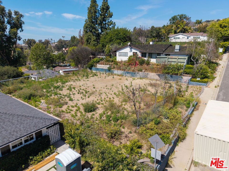 1025 Las Pulgas Rd