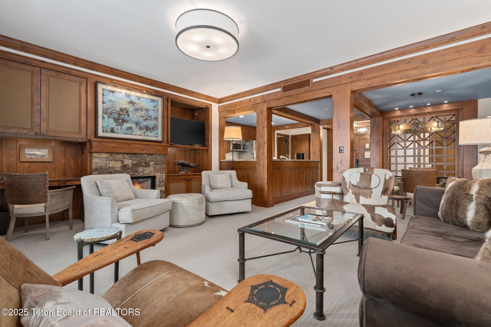 7680 N GRANITE LOOP Road 556