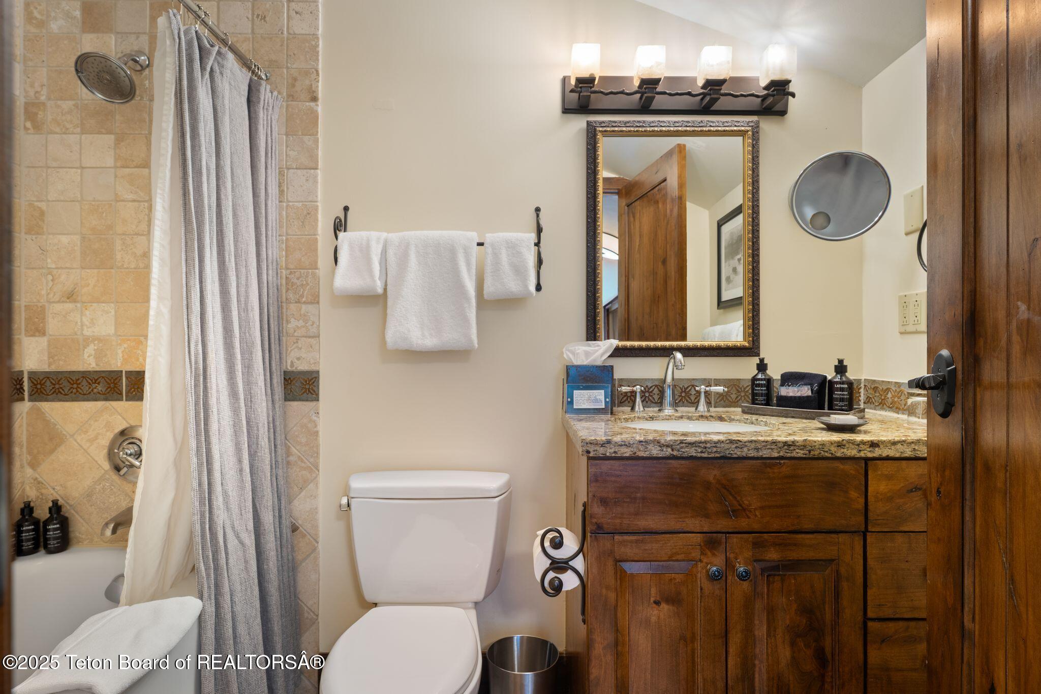 3385 W VILLAGE Drive, 502