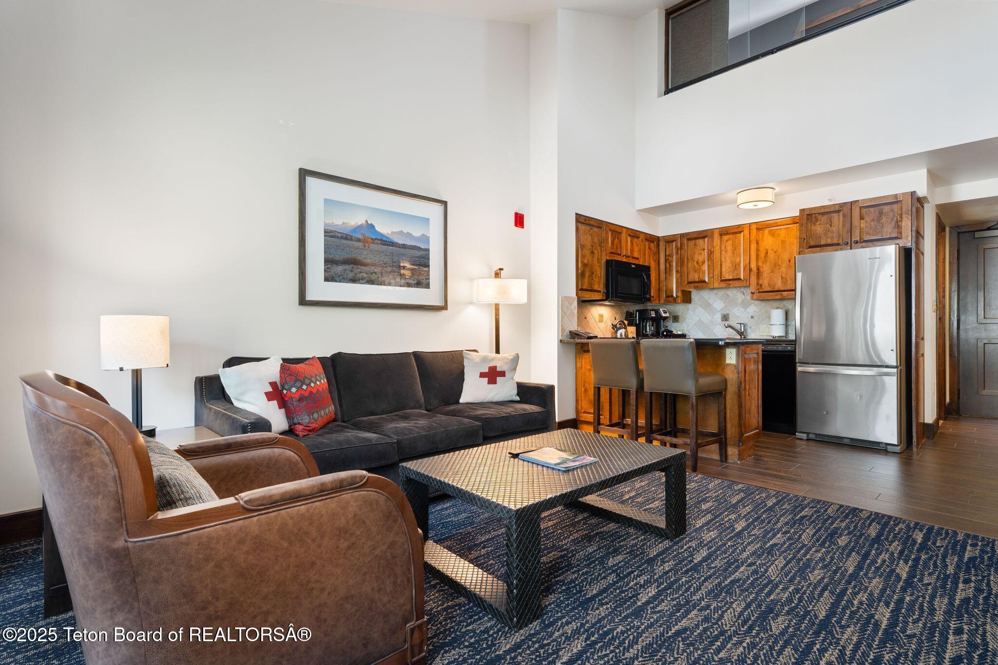 3385 W VILLAGE Drive, 502