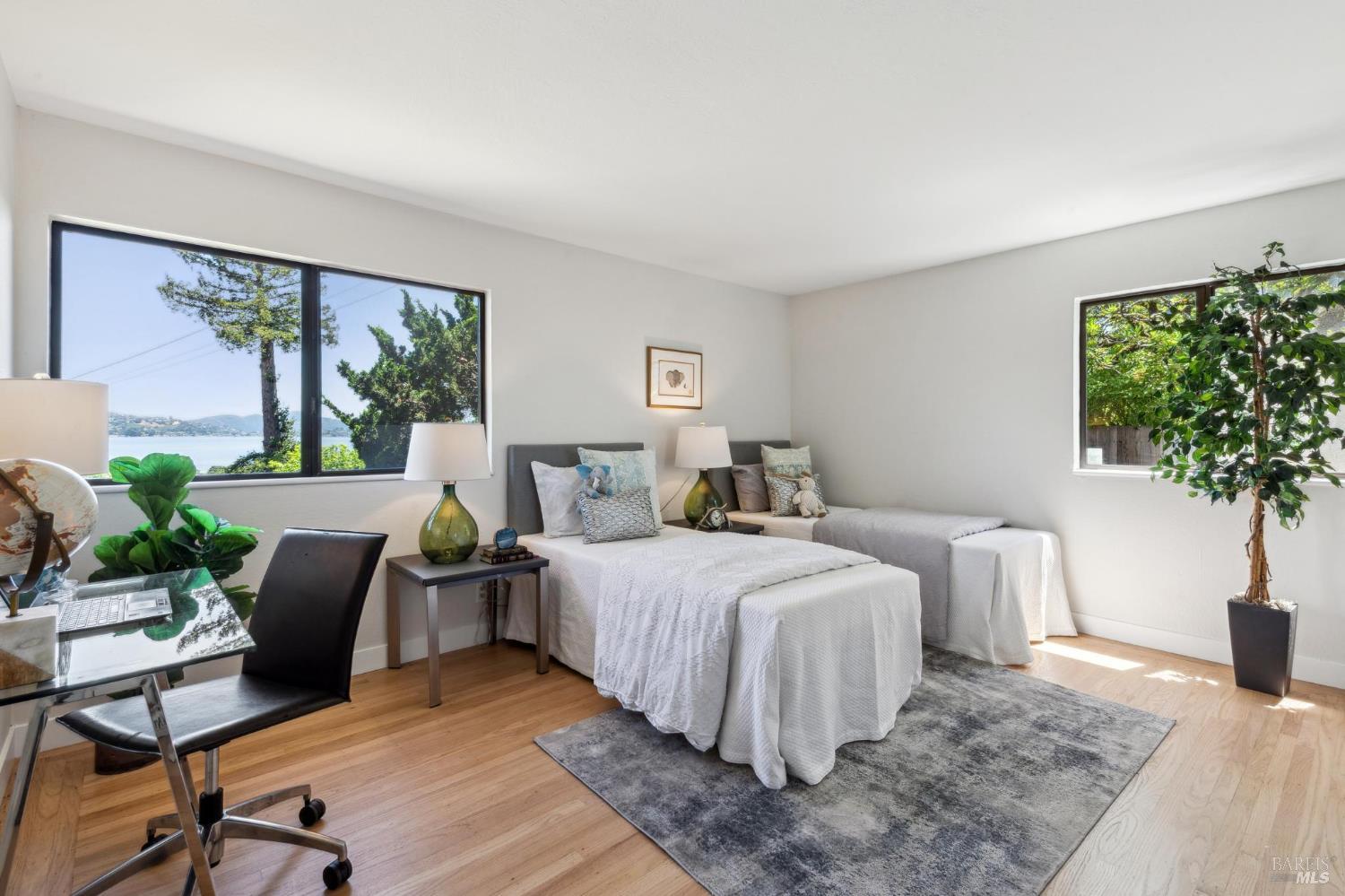 308 E Strawberry Drive