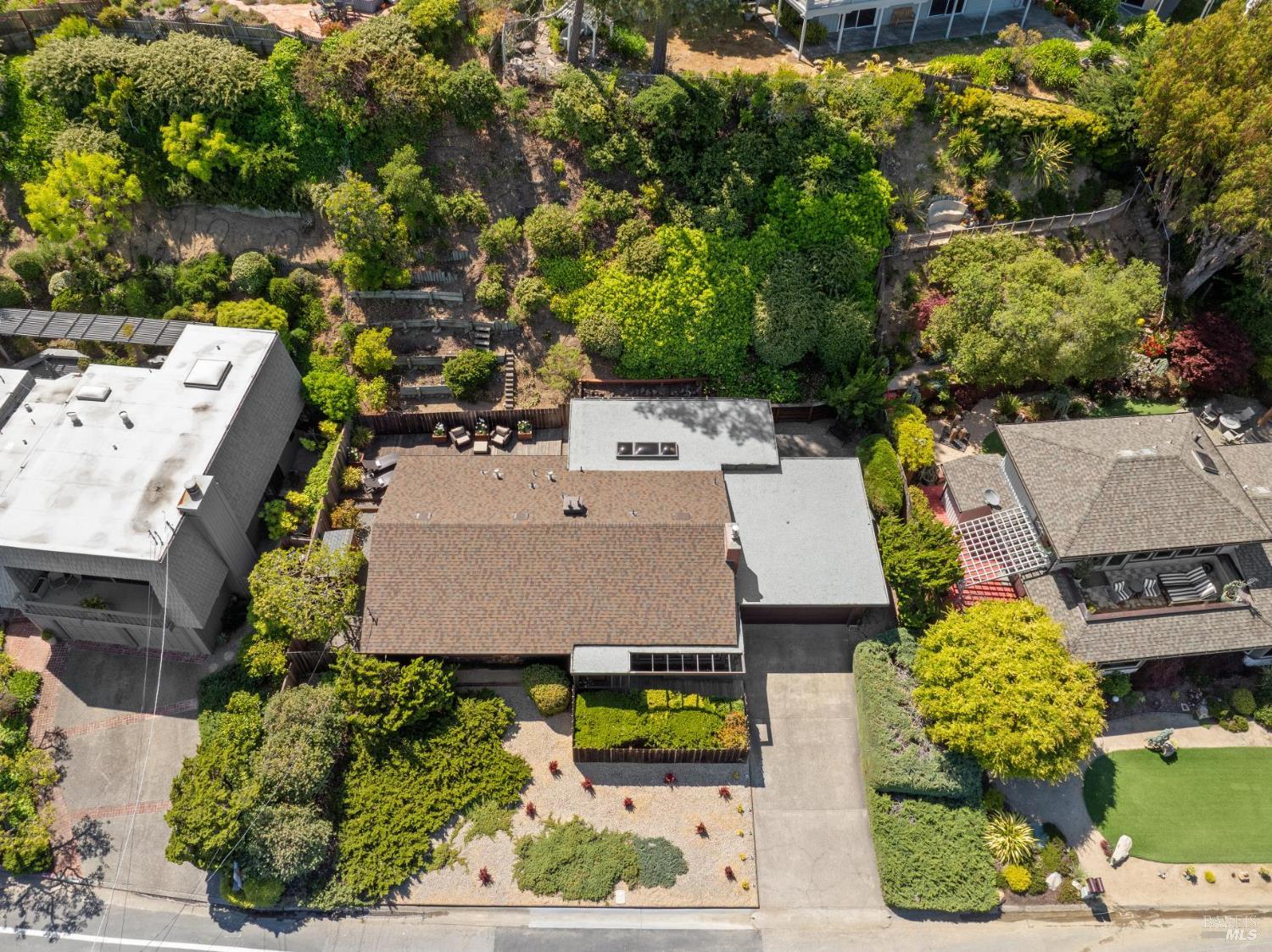 308 E Strawberry Drive