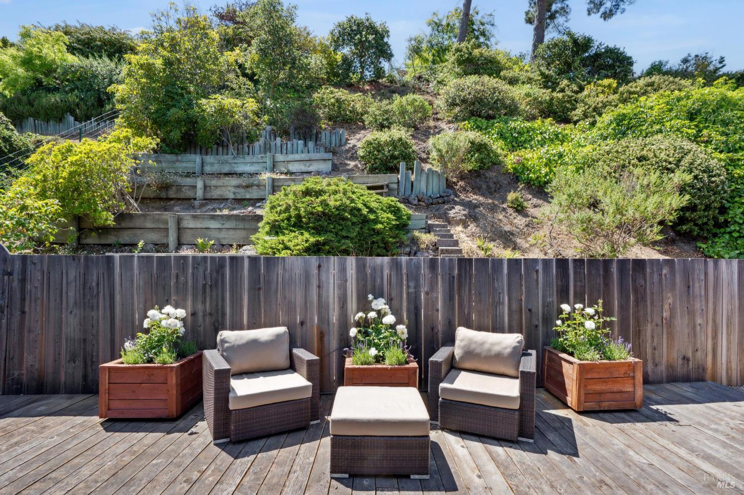 308 E Strawberry Drive