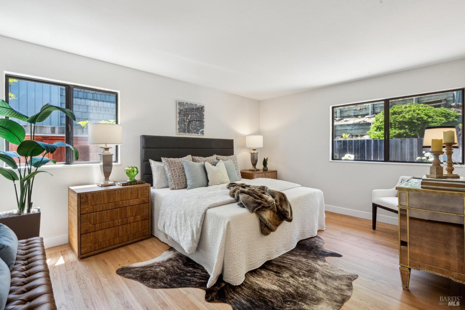 308 E Strawberry Drive