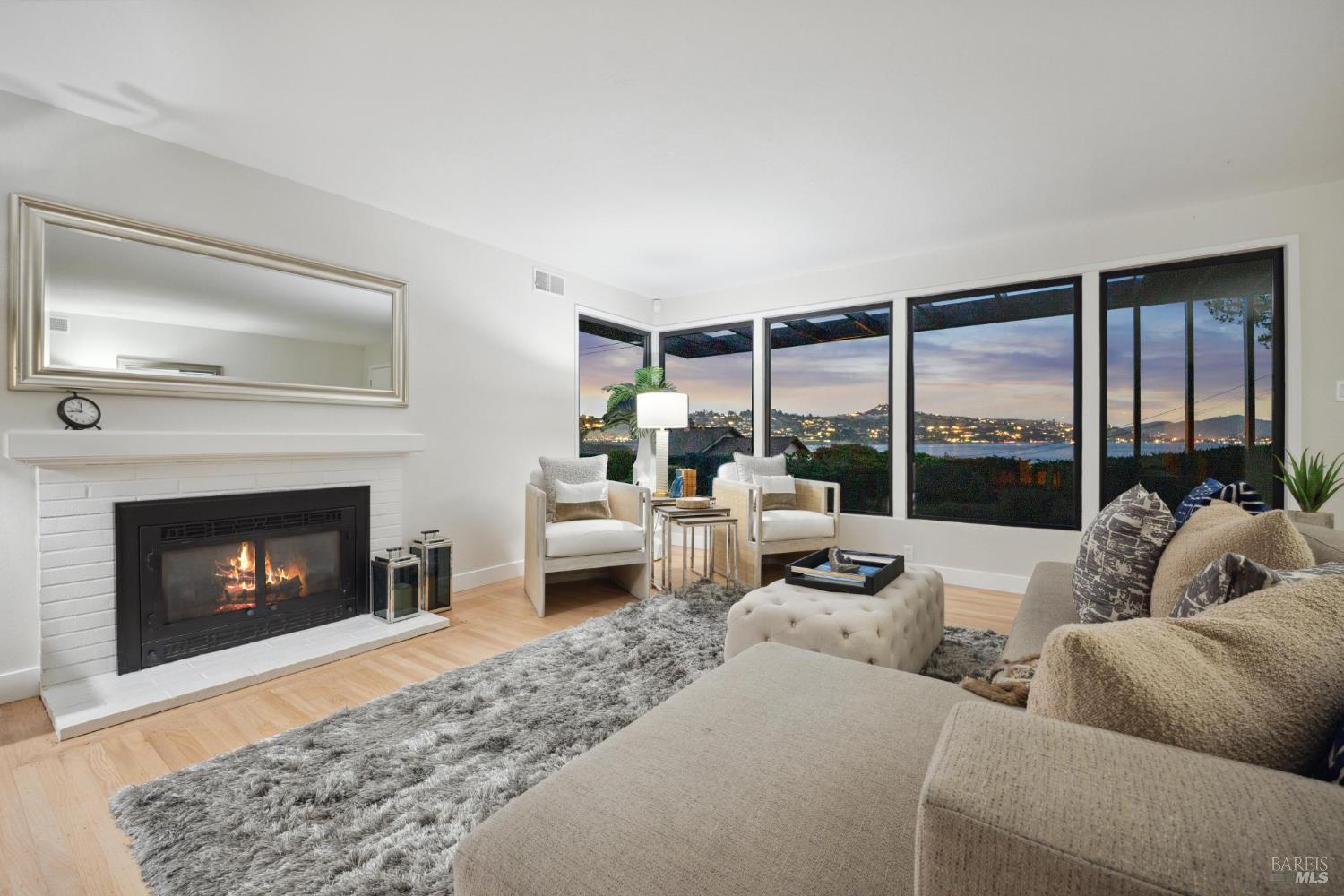 308 E Strawberry Drive