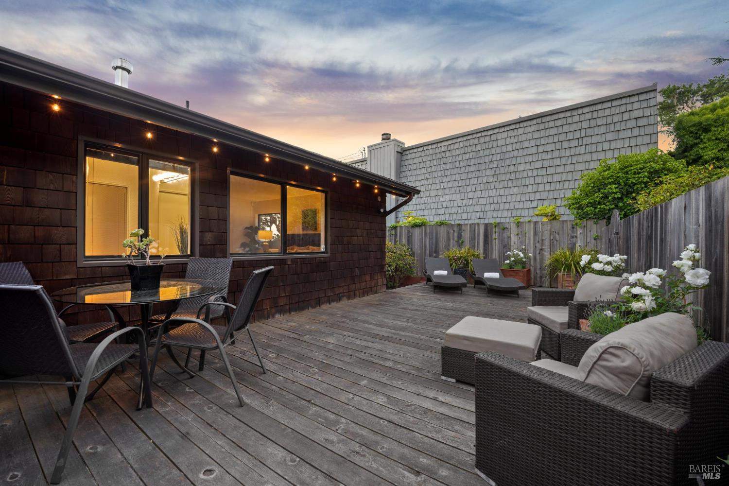 308 E Strawberry Drive