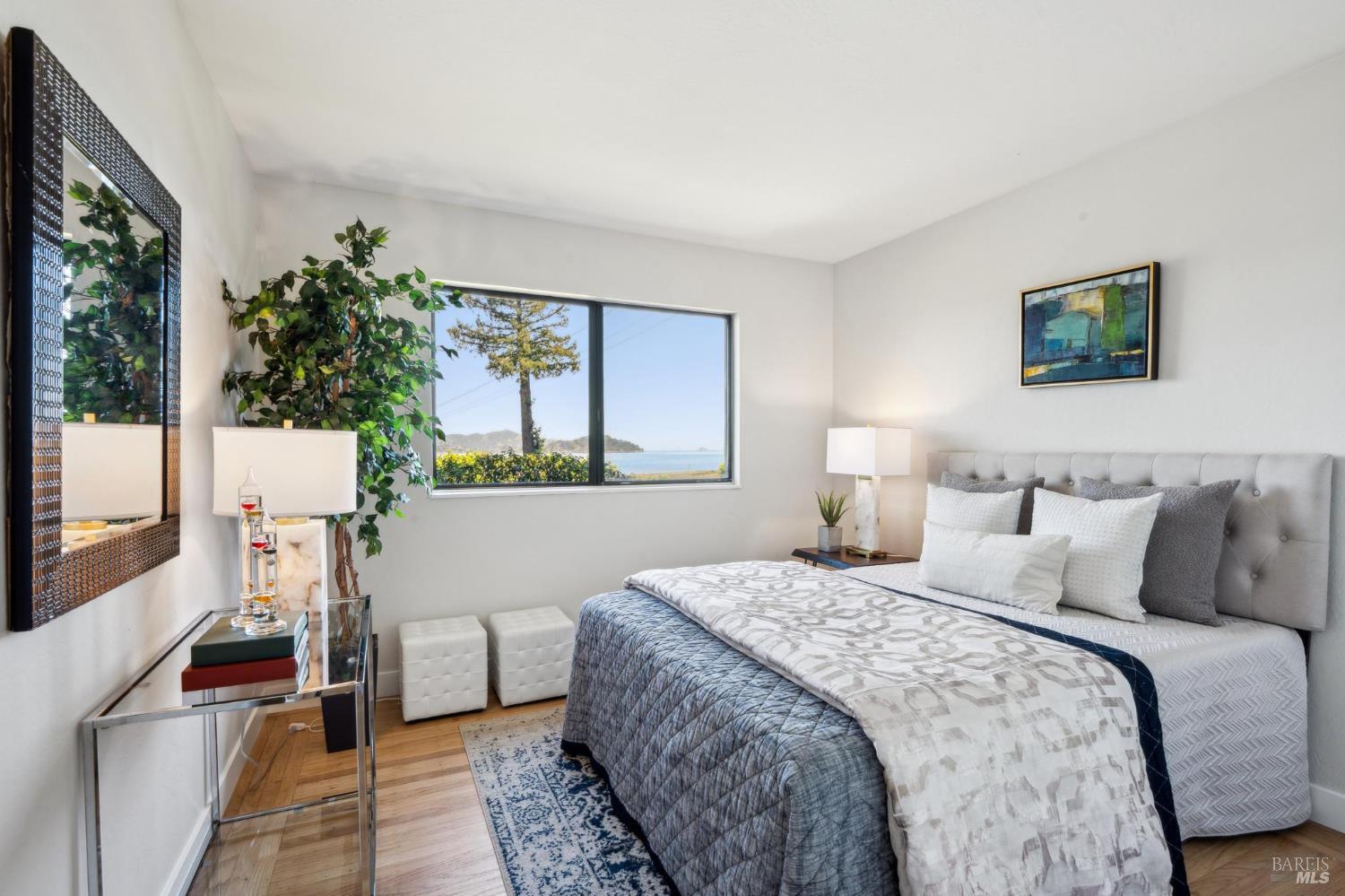 308 E Strawberry Drive