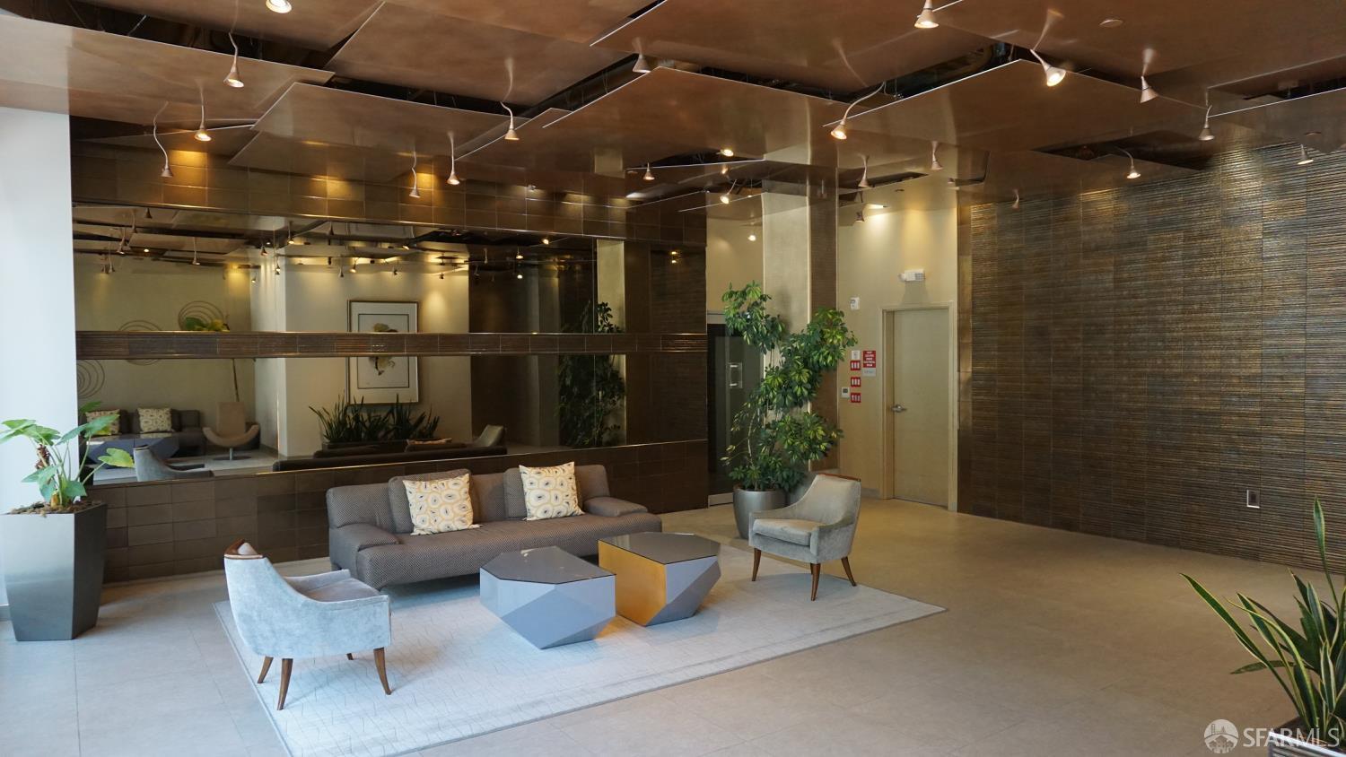 1868 Van Ness Avenue # 406