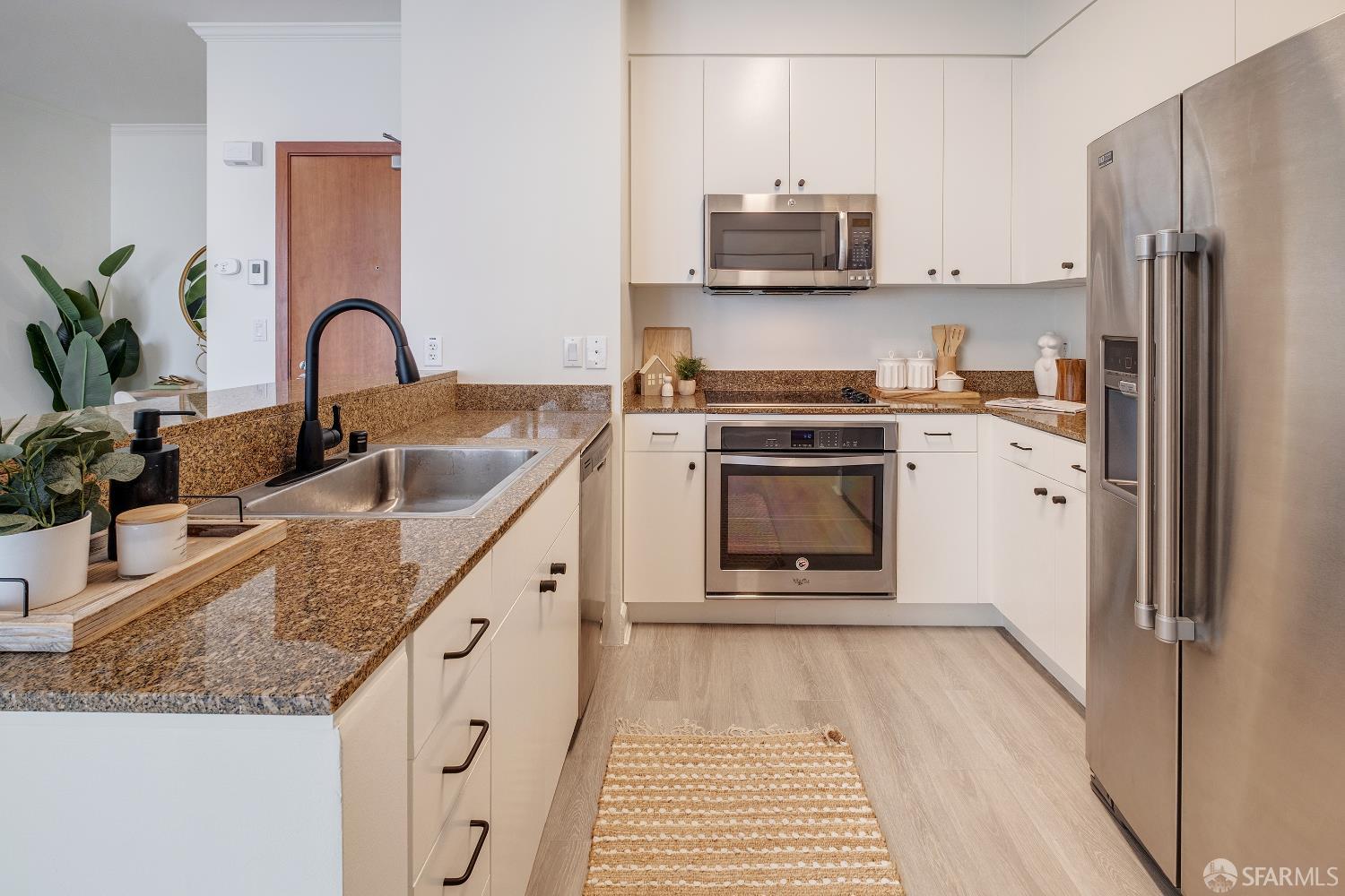 246 2nd Street # 1004