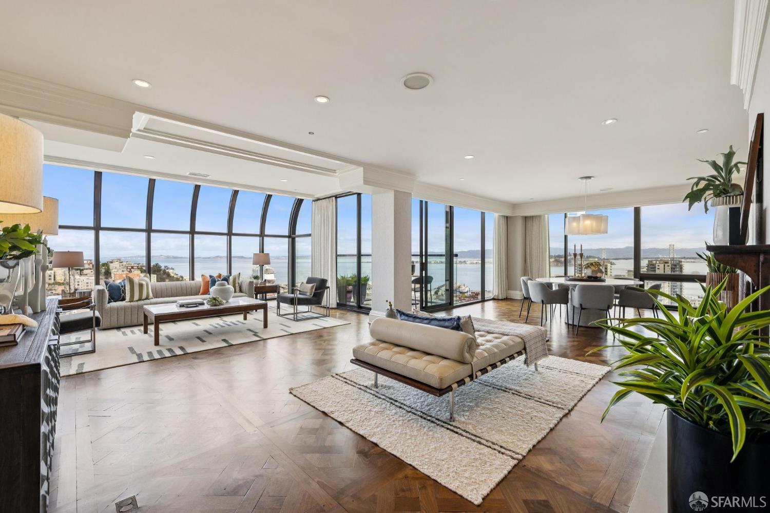 611 Washington Street # 2402