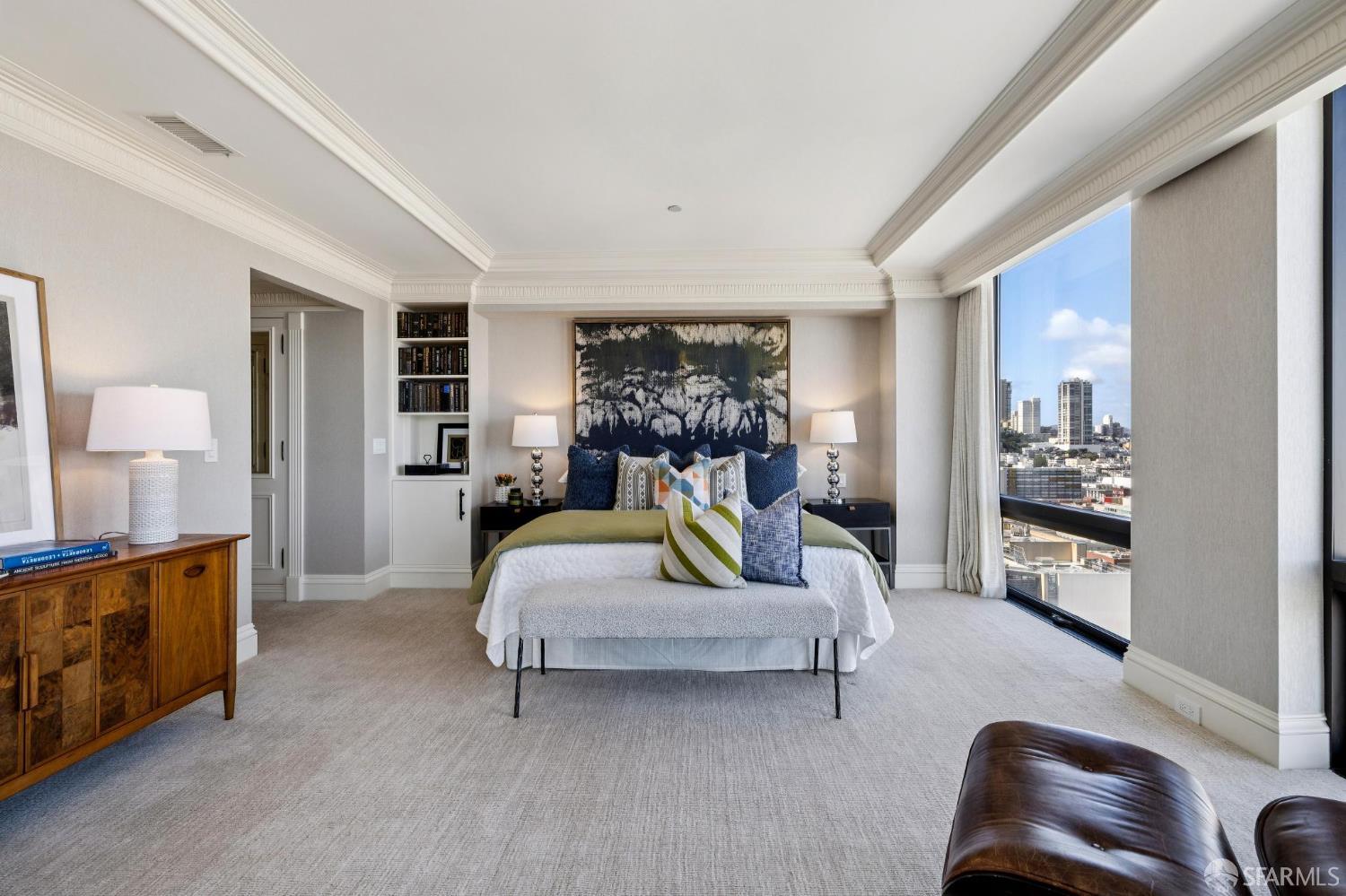 611 Washington Street # 2402