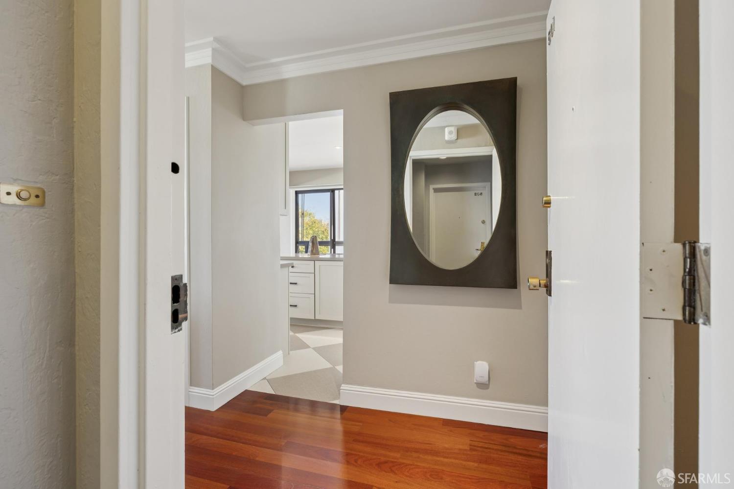 373 Lombard Street # 501