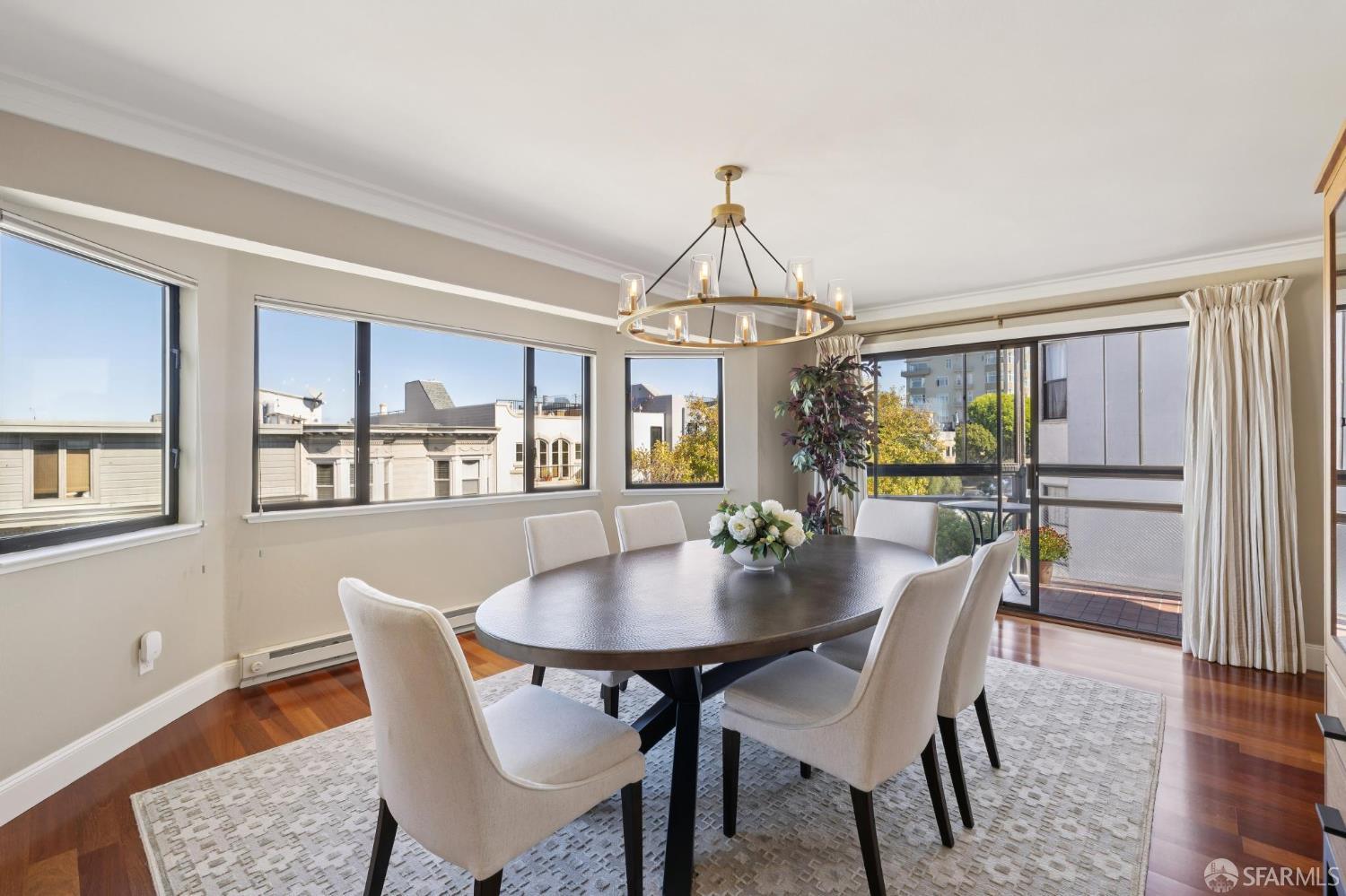 373 Lombard Street # 501