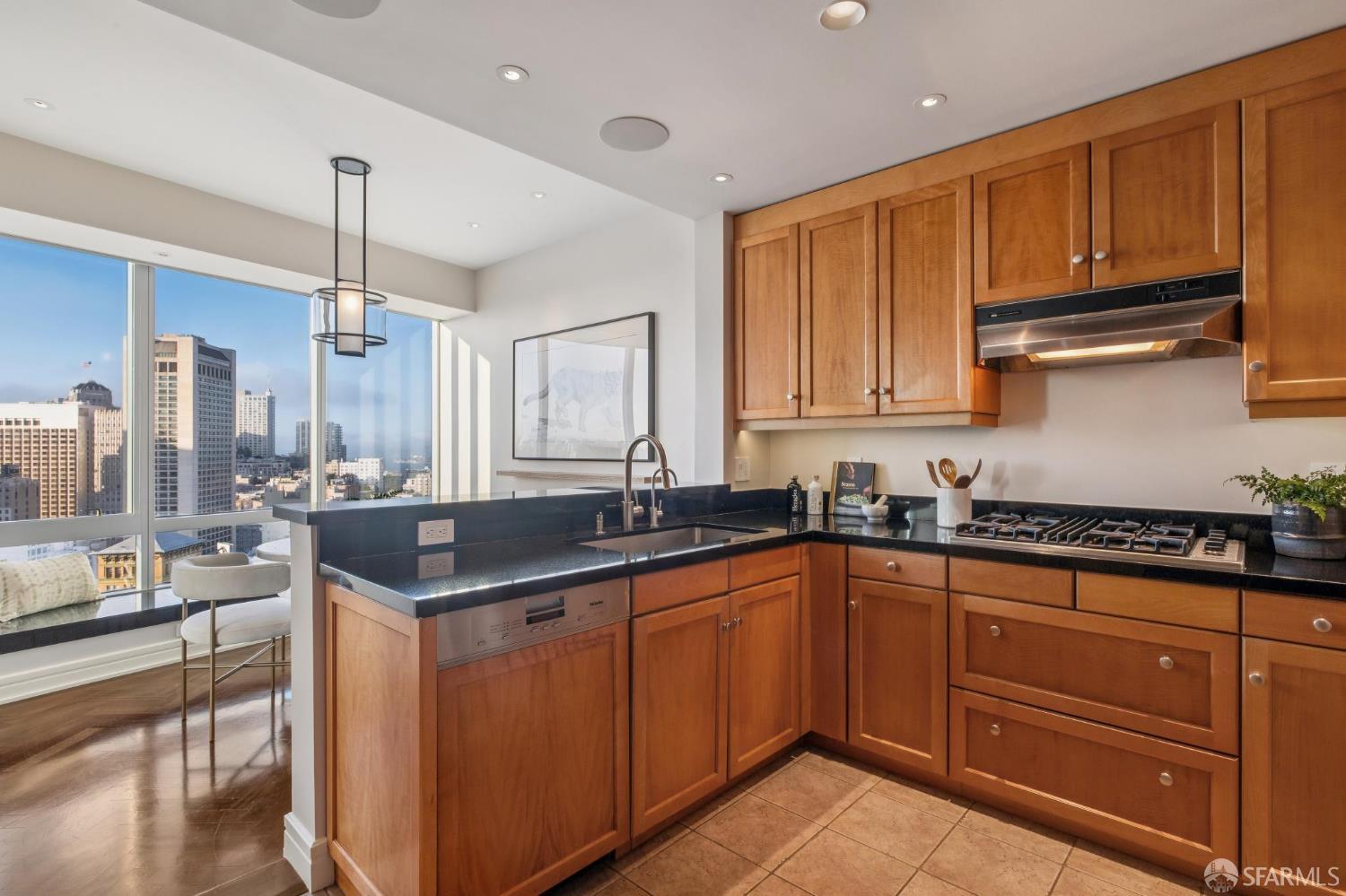 765 Market Street # 32F