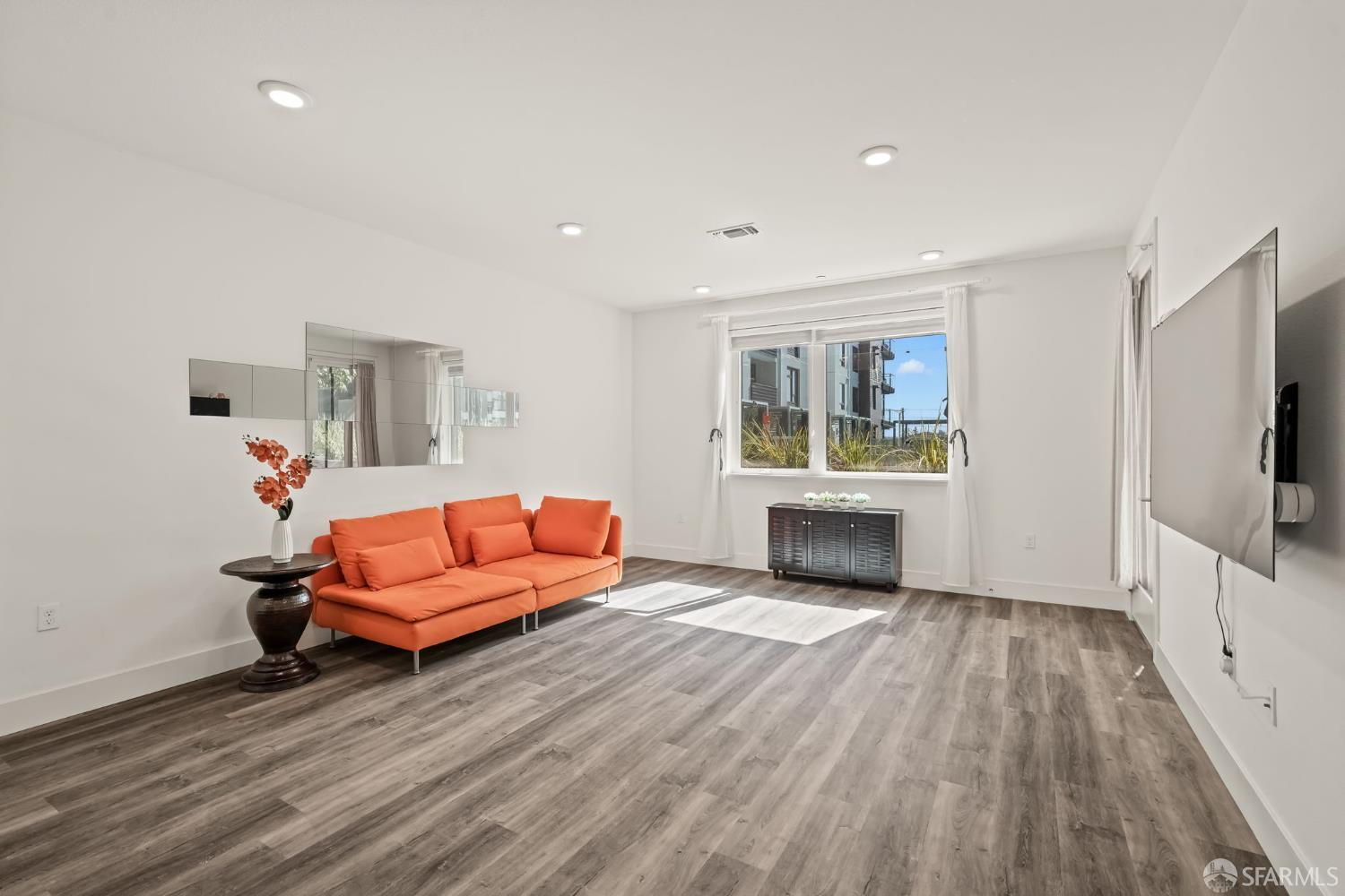 3578 Rambla Place # 316