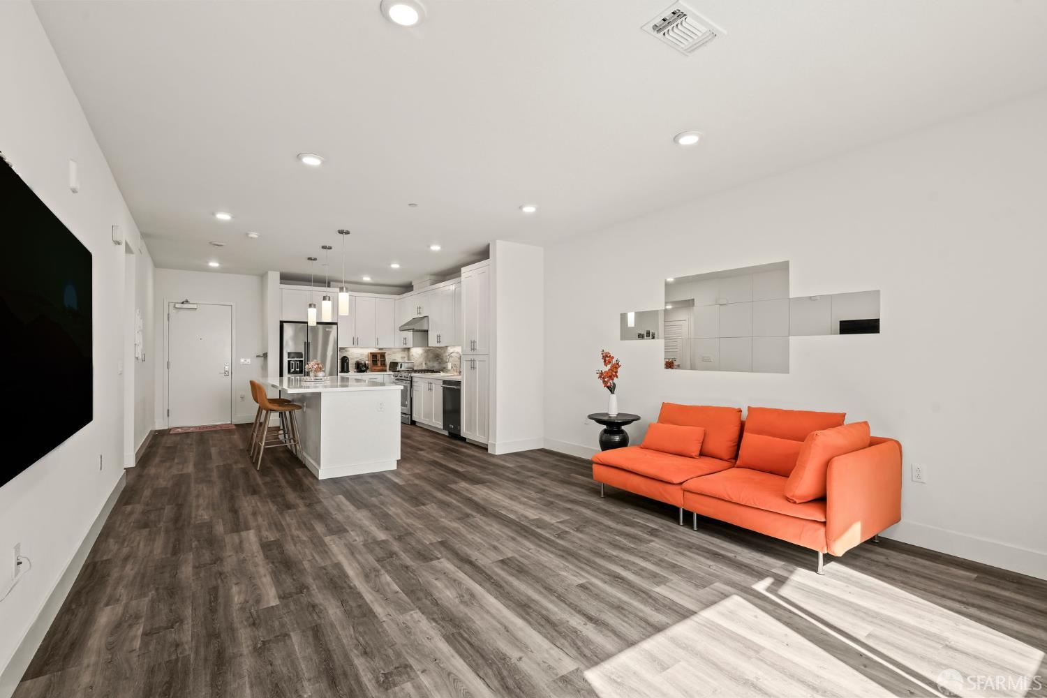 3578 Rambla Place # 316
