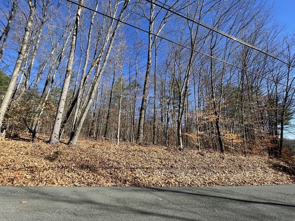57 Fiske Mill Road
