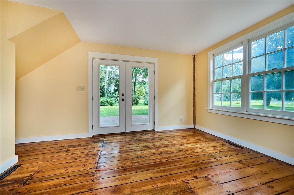 122 Bay Rd