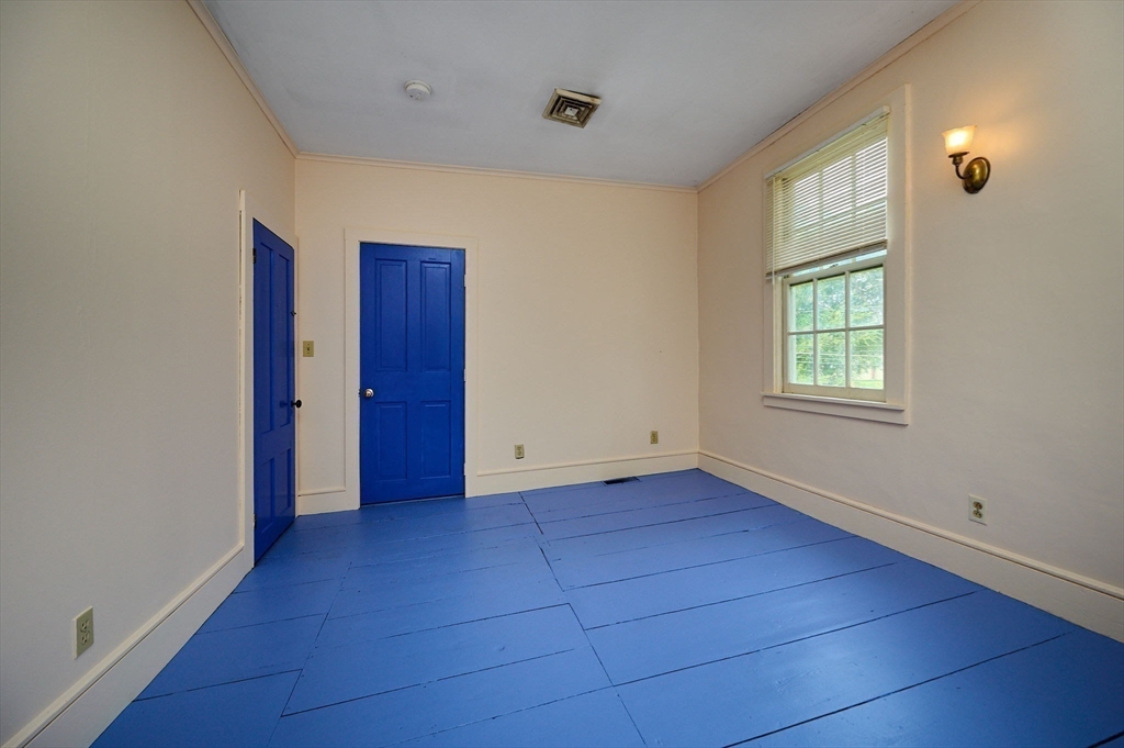 122 Bay Rd