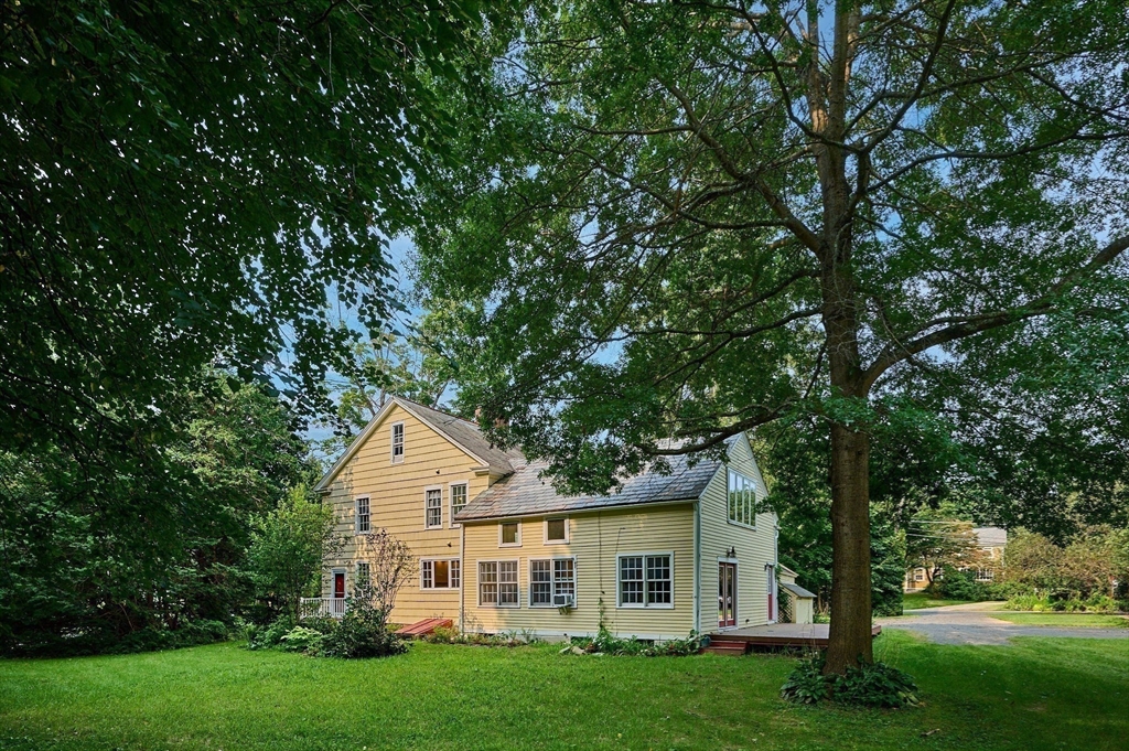 122 Bay Rd