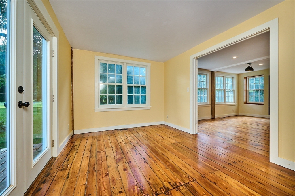122 Bay Rd