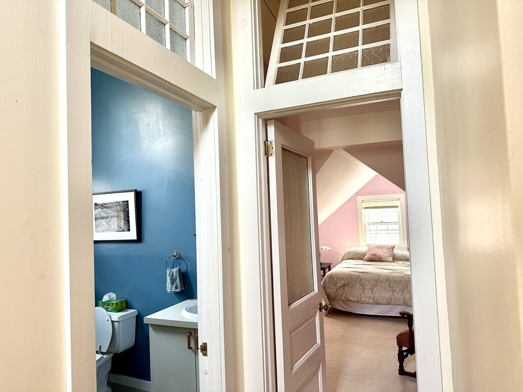 10 North Main Unit: 5 (E)