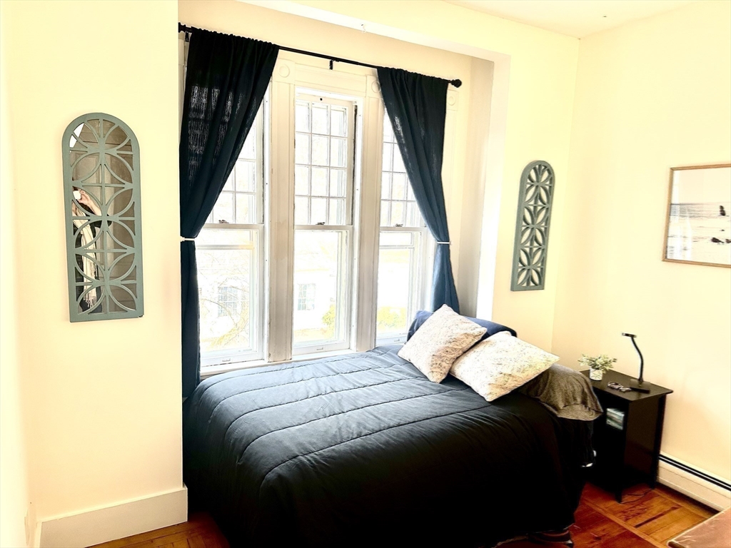 10 North Main Unit: 5 (E)