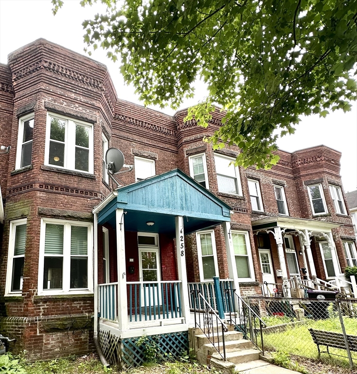 258 Walnut St