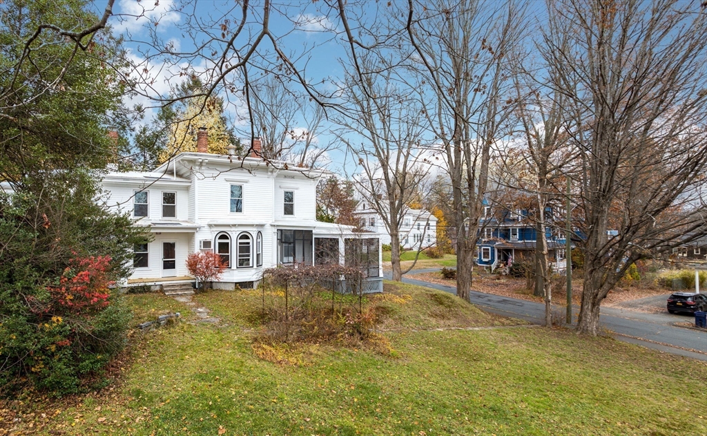 48 Gray St