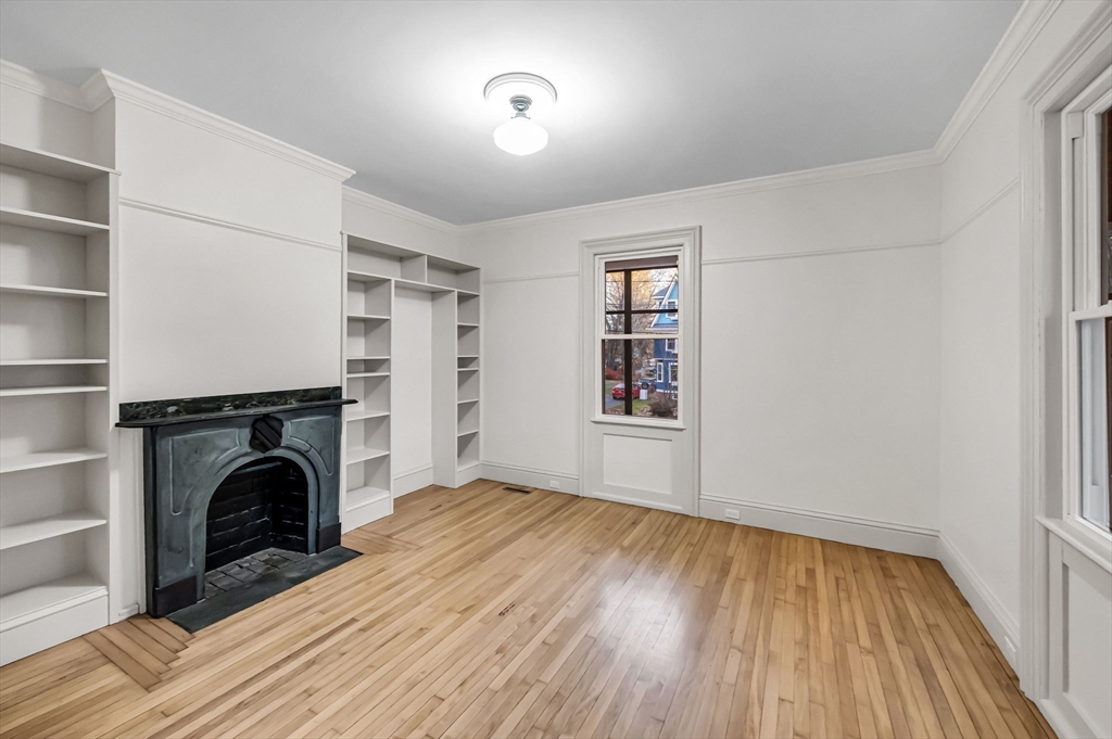 48 Gray St