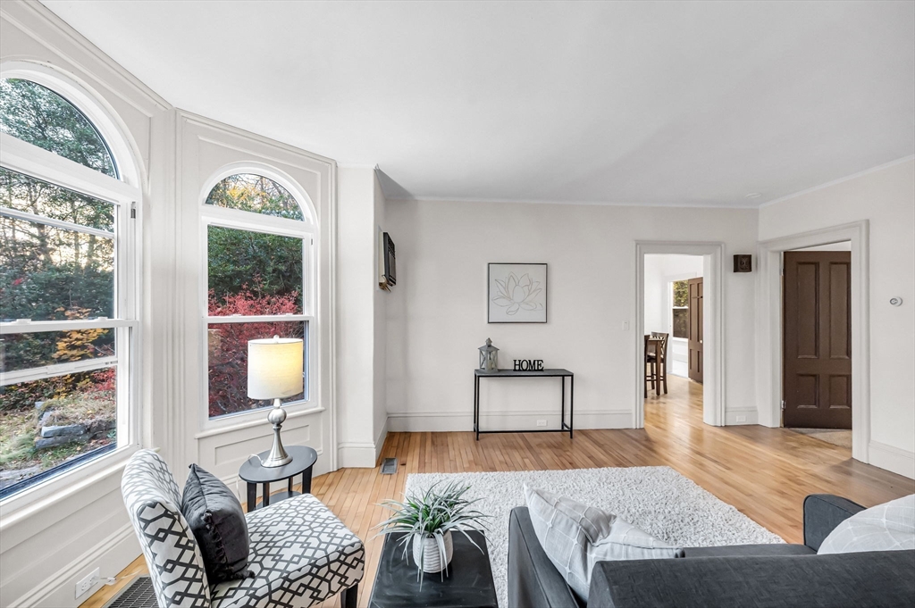 48 Gray St