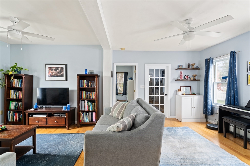 52 Williston Ave